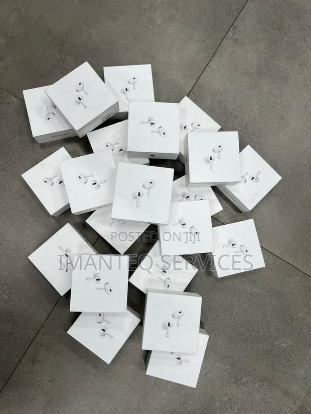 Apple Airpods Pro Gen 2 With Type C · Photo 2