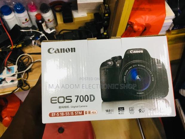 Canon Eos 700d Camera With 18-55 Mm Lens · Photo 1