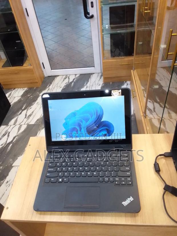 Laptop Lenovo ThinkPad Yoga 4GB Intel Celeron SSD 128GB · Photo 2