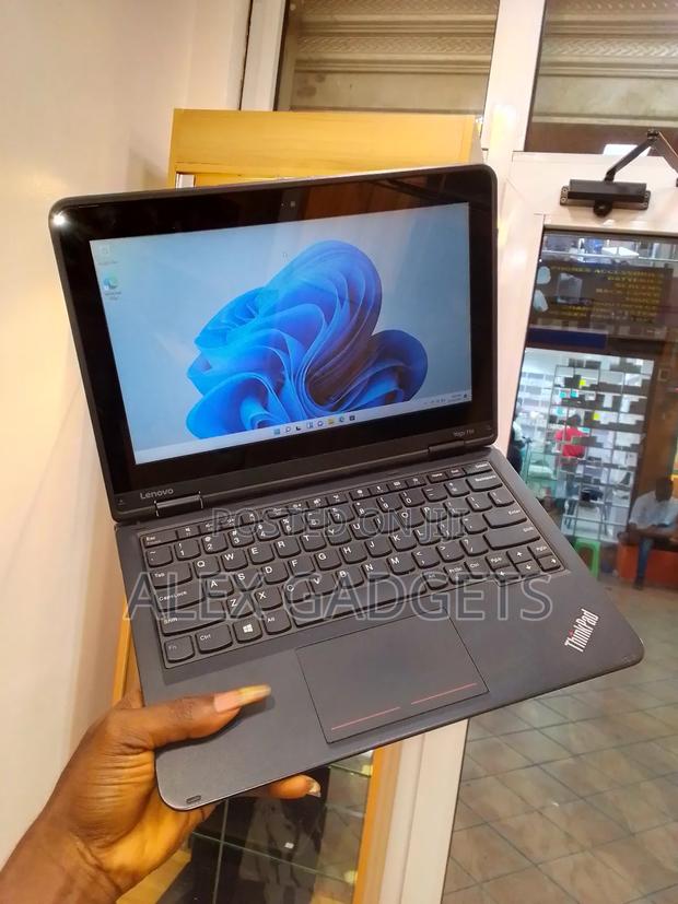 Laptop Lenovo ThinkPad Yoga 4GB Intel Celeron SSD 128GB · Photo 5