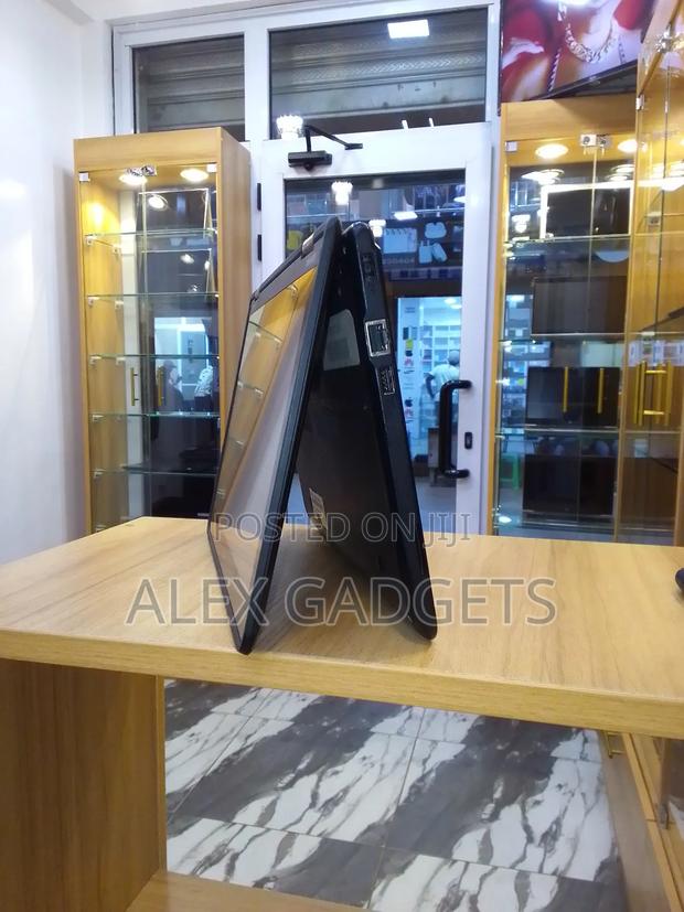 Laptop Lenovo ThinkPad Yoga 4GB Intel Celeron SSD 128GB · Photo 8