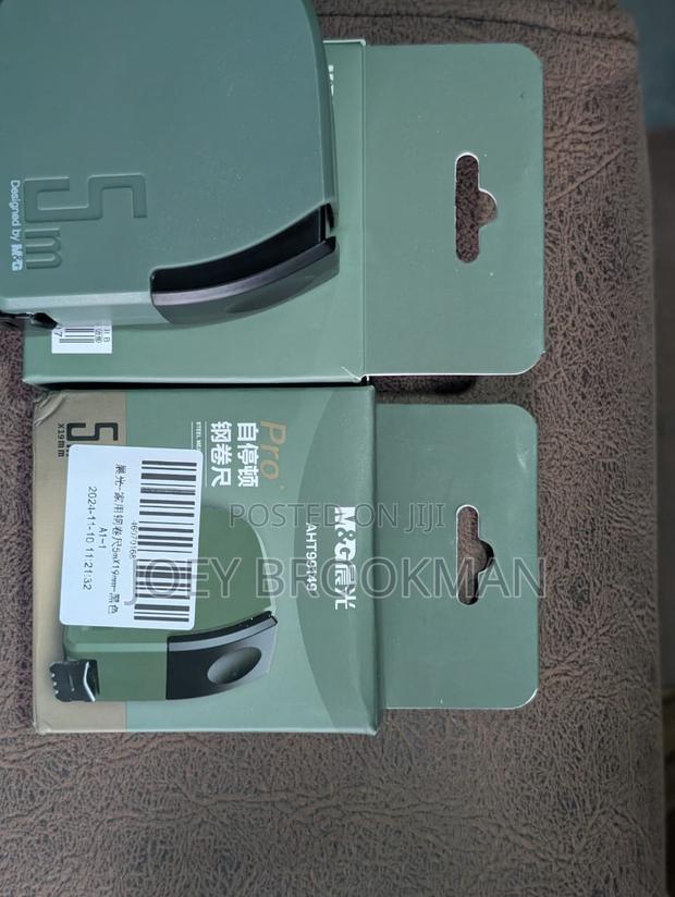 Xiaomi 5M Measuring Tape · Photo 1