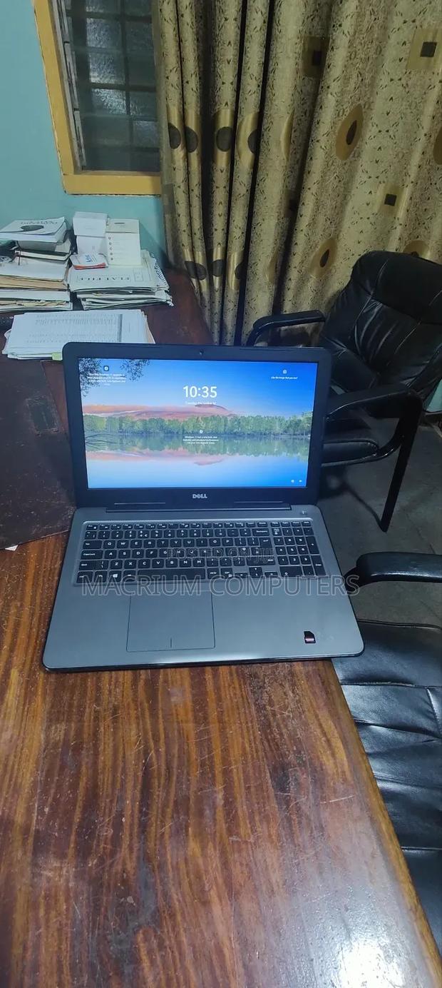 Laptop Dell Inspiron 15 5567 16GB Intel Core i7 SSD 256GB · Photo 1