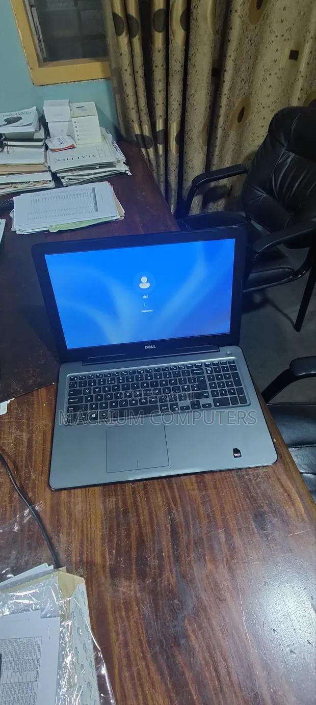 Laptop Dell Inspiron 15 5567 16GB Intel Core i7 SSD 256GB · Photo 8