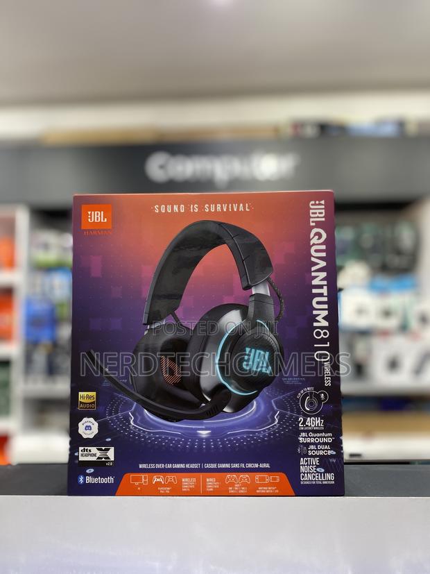 JBL Quantum 810 Wireless Noise-Canceling Over-Ear Headset · Photo 1