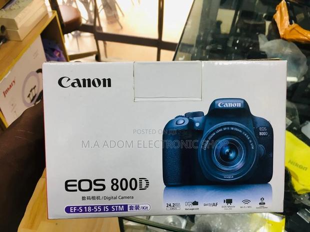 Canon Eos 800D Camera With Lens 18-55mm · Photo 1