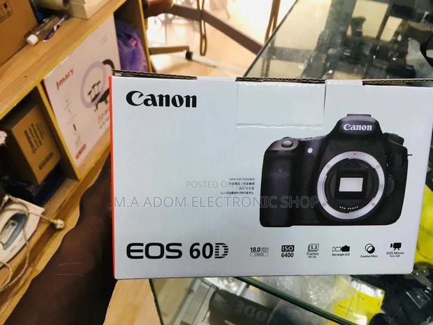 EOS 60D With 18-55mm Lens:Your Versatile Photography Partner · Photo 1