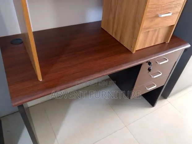 Office Desk 1.2m · Photo 1