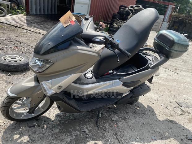 Yamaha NMAX 155 2020 White · Photo 2