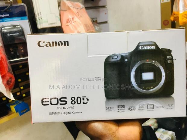 Canon EOS 80D Dslr: A Photographer's Dream · Photo 1