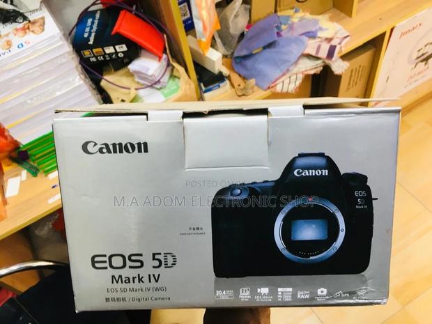 Canon EOS 5D Mark IV: A Photographer's Dream Camera · Photo 1