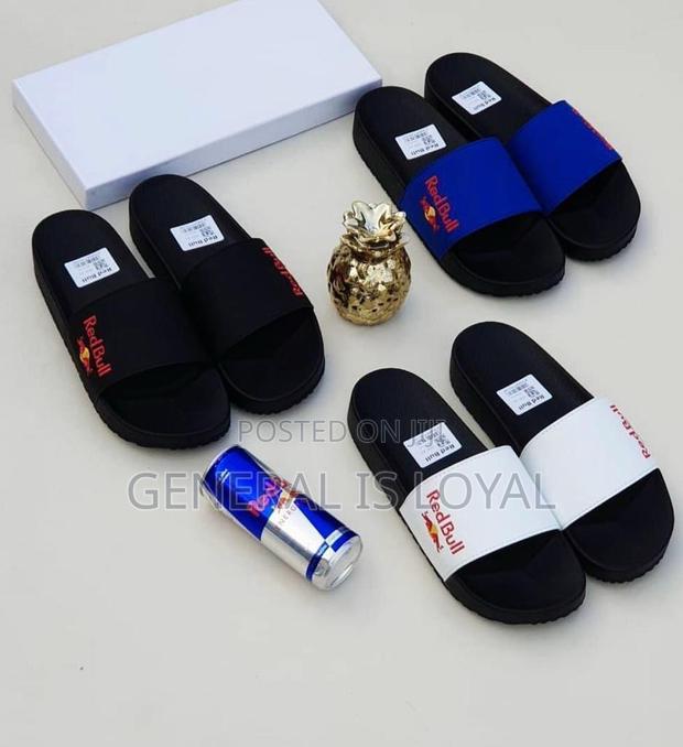 Red Bull Slippers · Photo 1