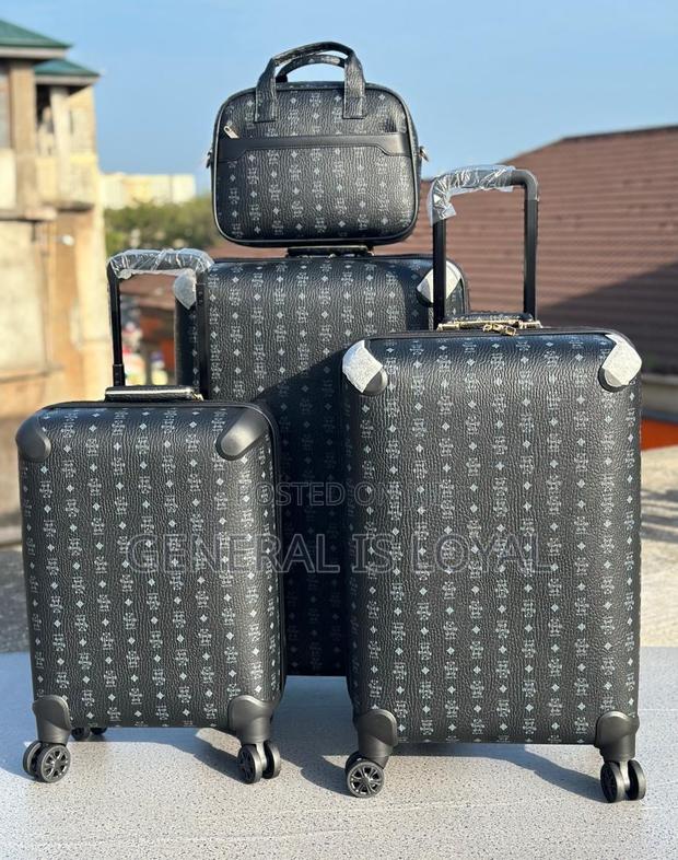 Traveling Bag · Photo 1