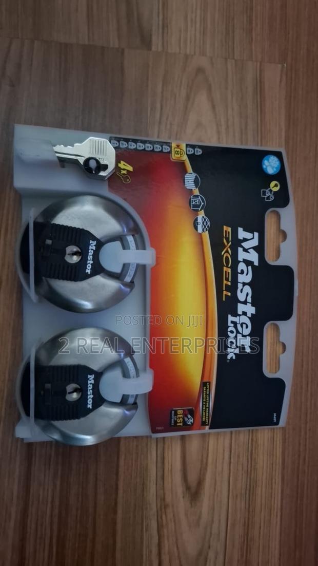 Master Lock Excell M40d Discus Padlock 2 in 1 · Photo 1