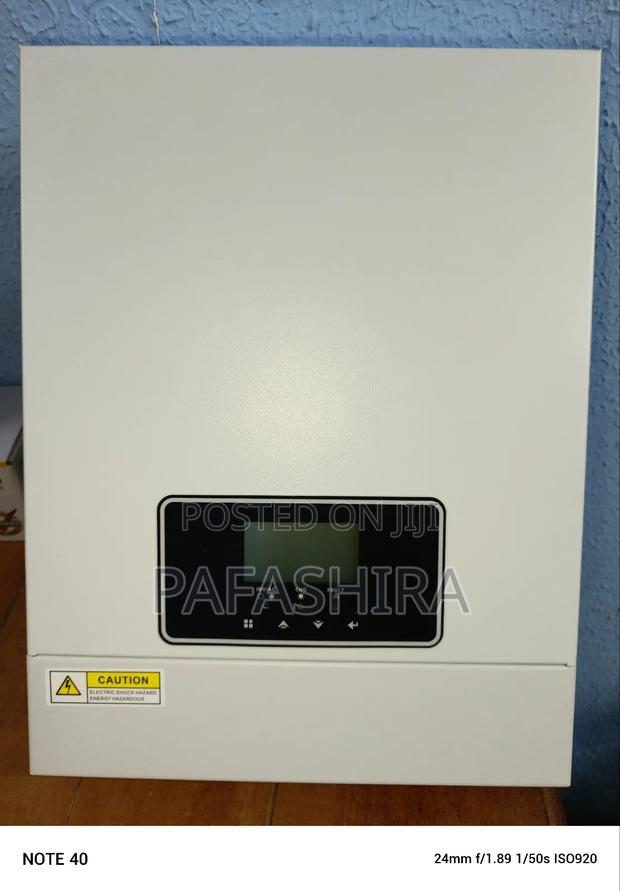 2000va 12v 80a MPPT Hybrid Solar Inverter · Photo 3