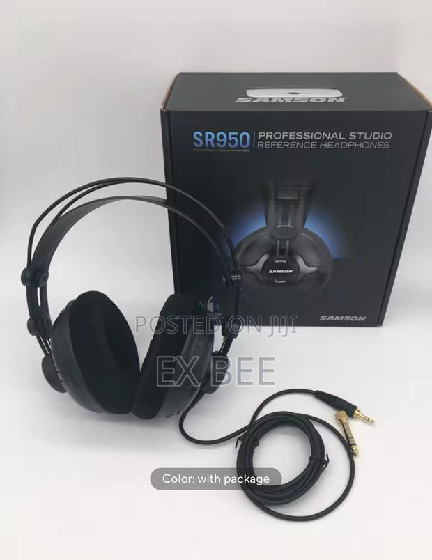 Samson Sr950 Closed-Back Studio Reference Monitor Headphones · Photo 2
