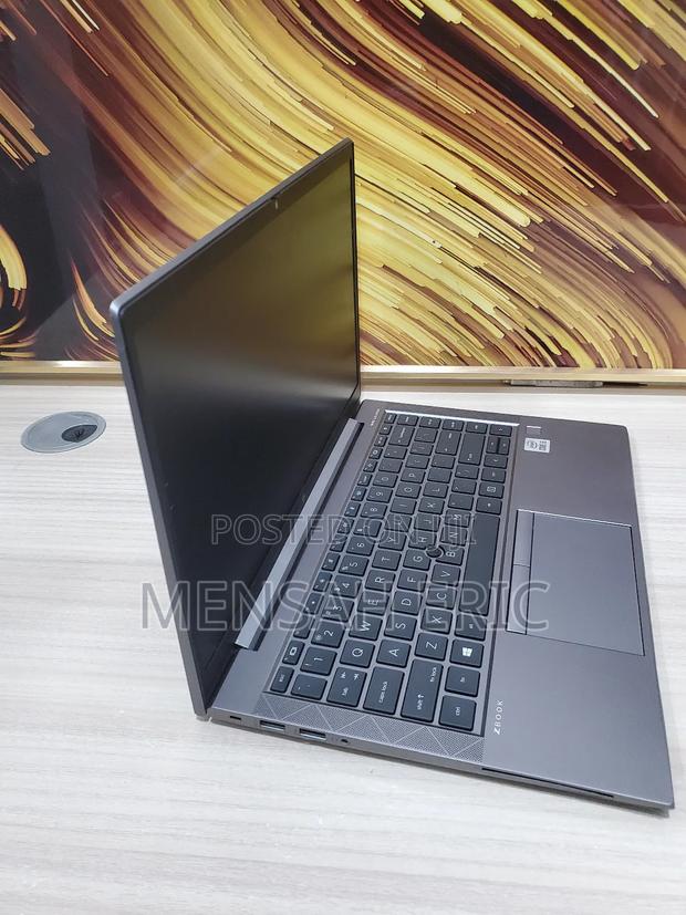 Laptop HP ZBook Firefly 14 G7 16GB Intel Core i5 SSD 512GB · Photo 3