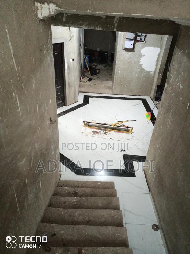 Tilling Work With Exceptional Art · Photo 2