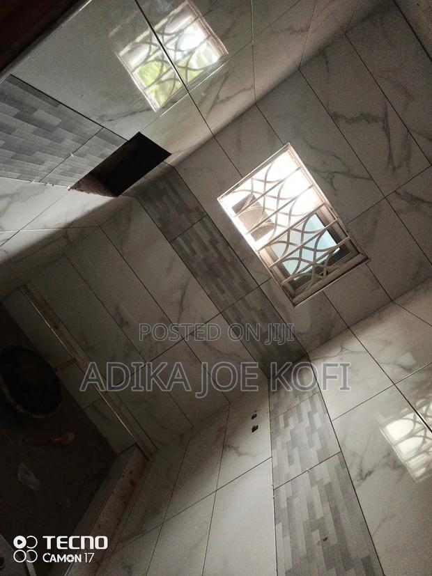 Tilling Work and Decor · Photo 2