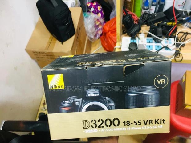 Nikon D3200: Capture Your World · Photo 1
