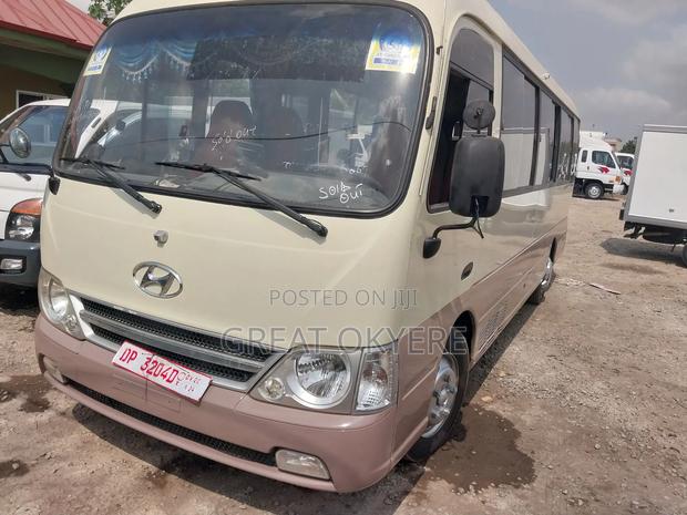 Hyundai County 2015 Brown · Photo 4