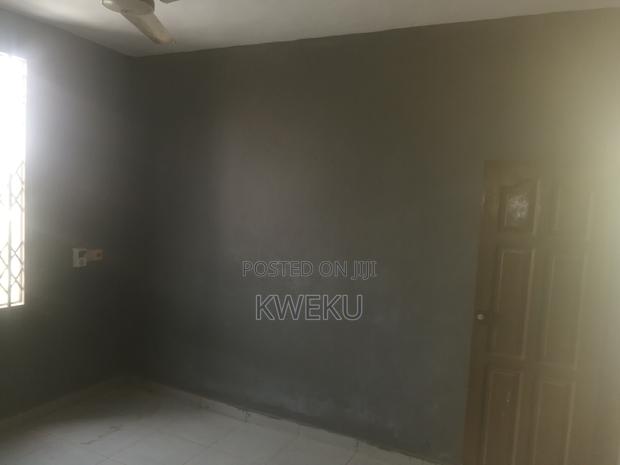 1bdrm Apartment in Estate Agency, Baatsona Total for rent · Photo 7