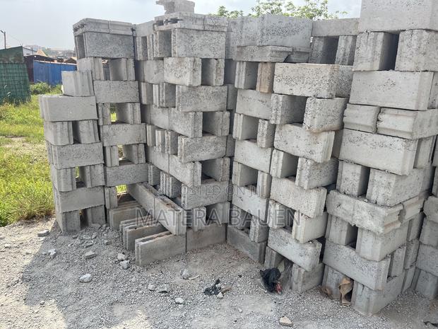 6” Hollow Concrete Blocks With Delivery · Photo 2
