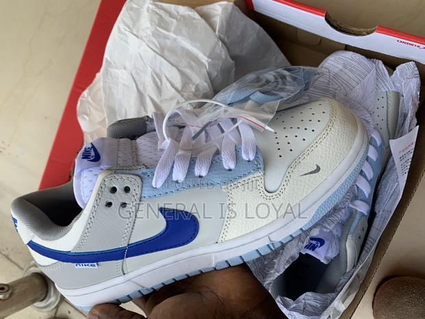 Nike Sneaker · Photo 3