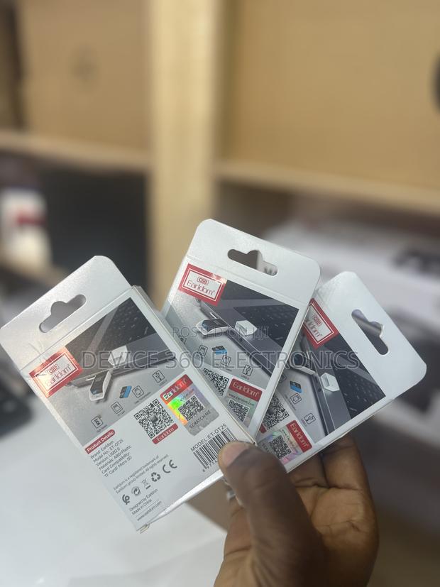 Earldom USB 2.0 Micro SD Card Reader · Photo 3
