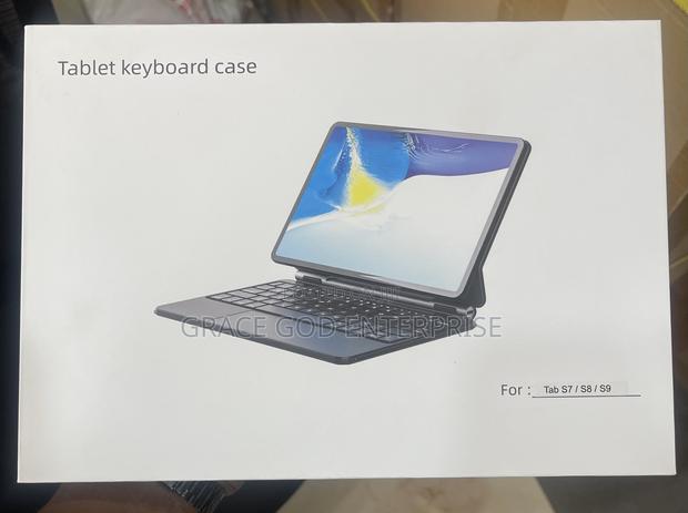 Samsung S7/S8/S9 Keyboard With Backlight · Photo 2
