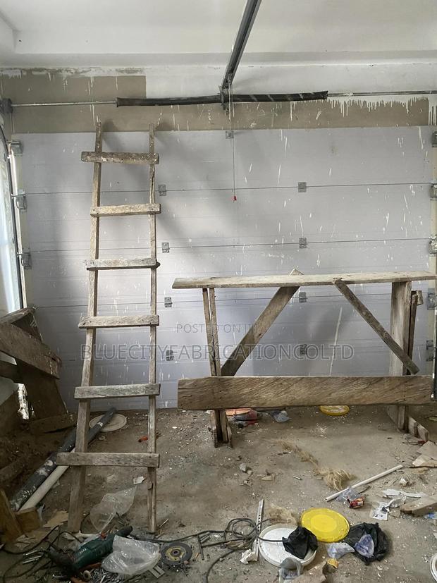 12ft X 8ft Automated Garage Door · Photo 2