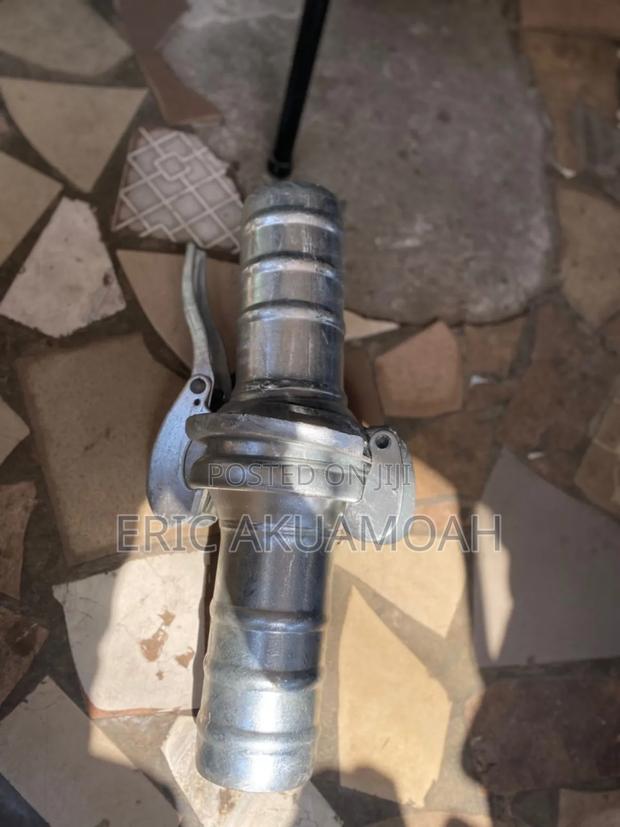 4" Toilet Coupling · Photo 1