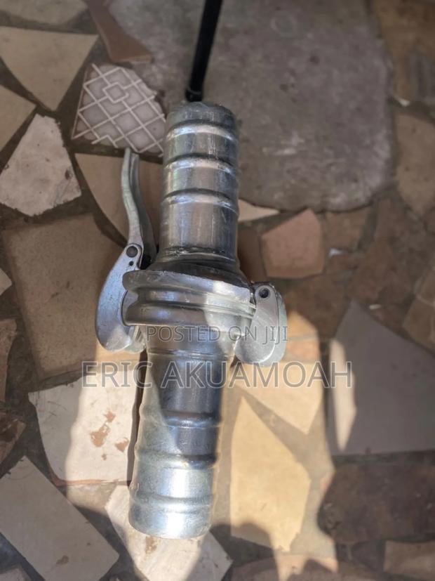 4" Toilet Coupling · Photo 2