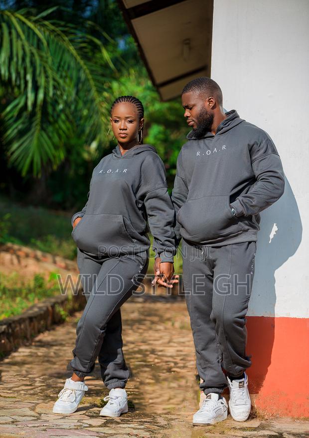 Quality Warm R.O.A.R Hoodie Tracksuits · Photo 4