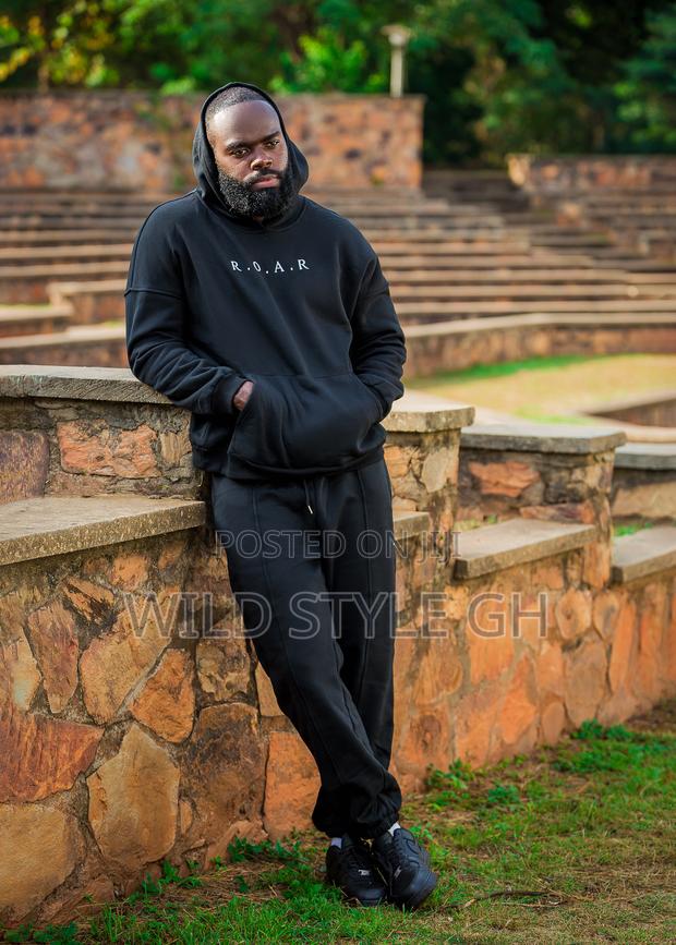 Quality Warm R.O.A.R Hoodie Tracksuits · Photo 6