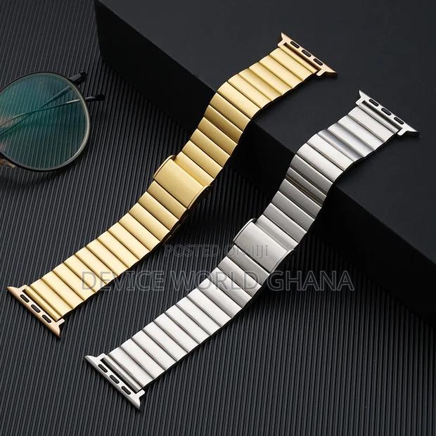 Nova Stainless Steel Strap for Apple Watch All Model N Sizes · Photo 2