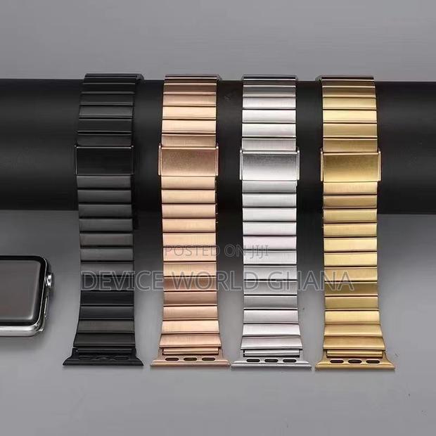 Nova Stainless Steel Strap for Apple Watch All Model N Sizes · Photo 5