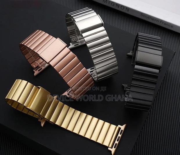 Nova Stainless Steel Strap for Apple Watch All Model N Sizes · Photo 4