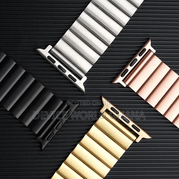 Nova Stainless Steel Strap for Apple Watch All Model N Sizes · Photo 3