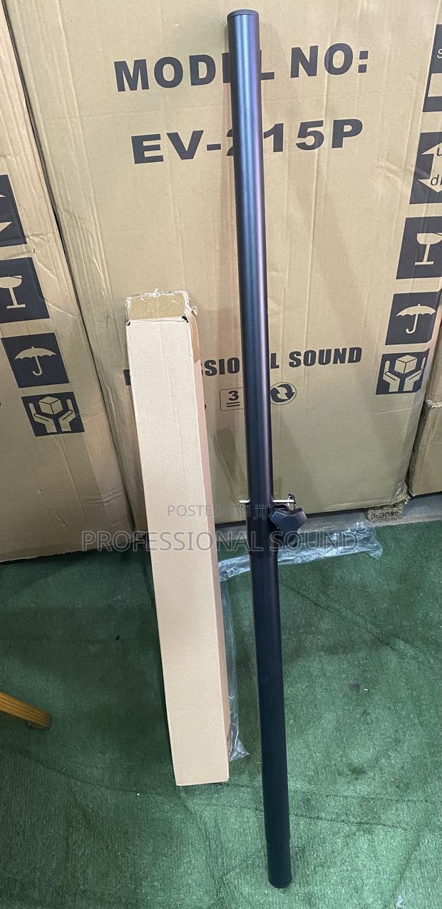 Speaker Stand · Photo 2