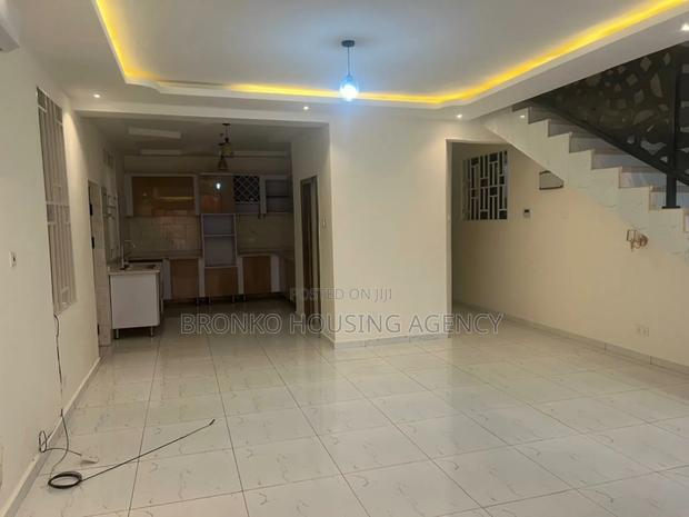 4bdrm House in Bronko Housing, Baatsona Total for rent · Photo 6