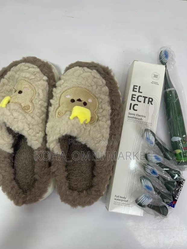 Kids Set- Electric Toothbrush + Flufffy Shoes · Photo 4