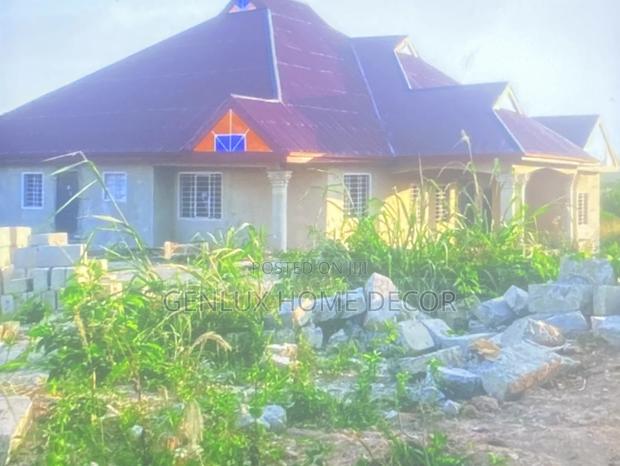 Roofing/General Construction · Photo 2