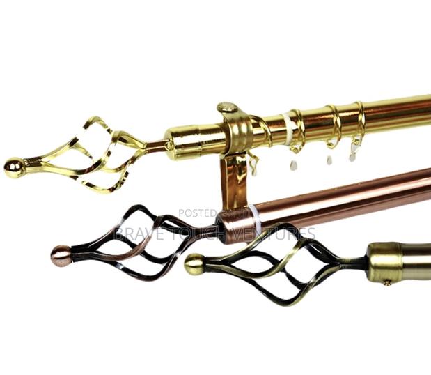 Adjustable Extendable Curtain Rod/Bar · Photo 1