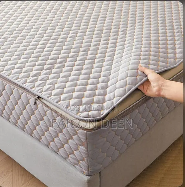 Secure Fit , Superior Comfort(360 Cotton Zipper Mattress Protector · Photo 1