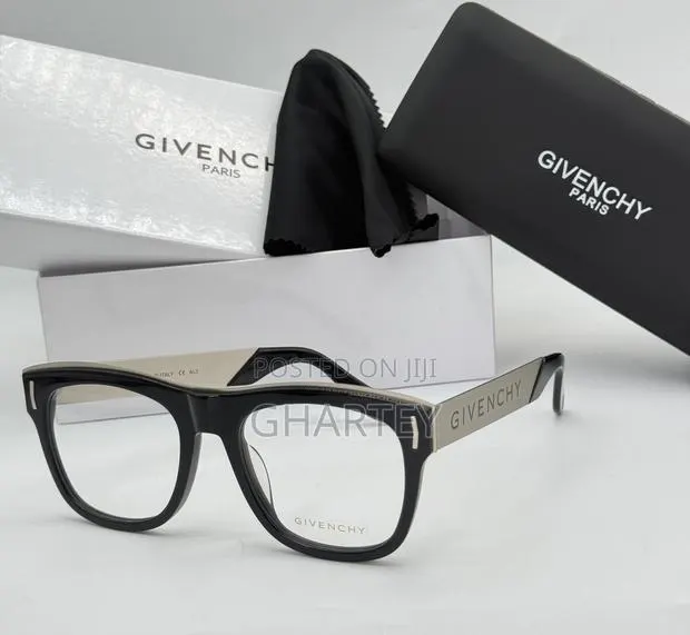 Givenchy Luxury Designer Glasses · Photo 1