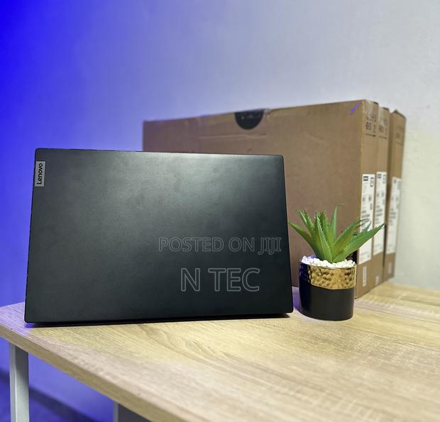 New Laptop Lenovo V15 G3 16GB Intel Core I5 SSD 512GB · Photo 4