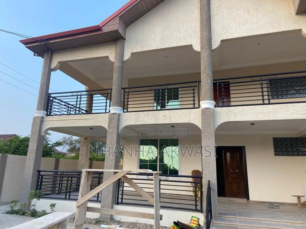 4bdrm Apartment in Community 20, Tema Metropolitan for rent · Photo 1