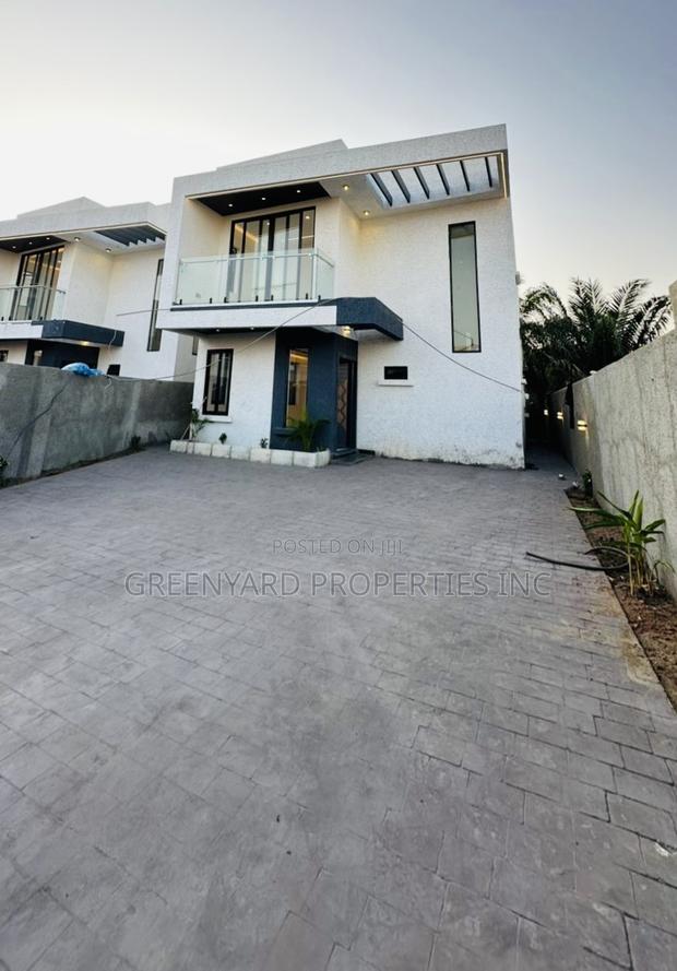 3bdrm House in Botwe for sale · Photo 1