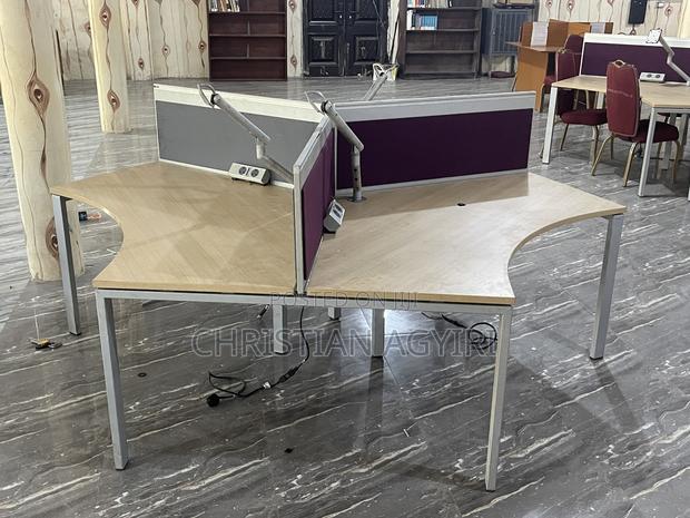 Workstation/ Office Desk/ Library Desk · Photo 1